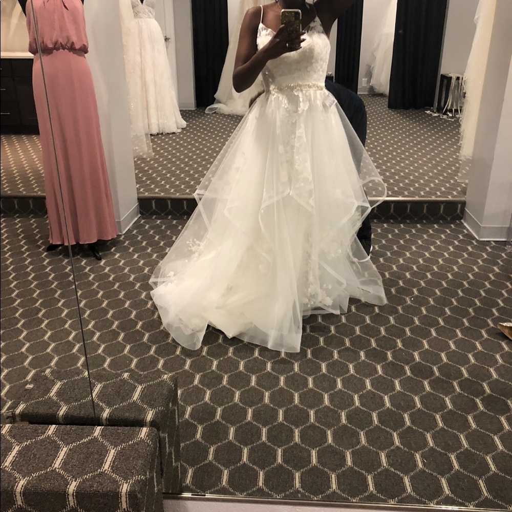 NEW NEVER WORN Casablanca Wedding Gown